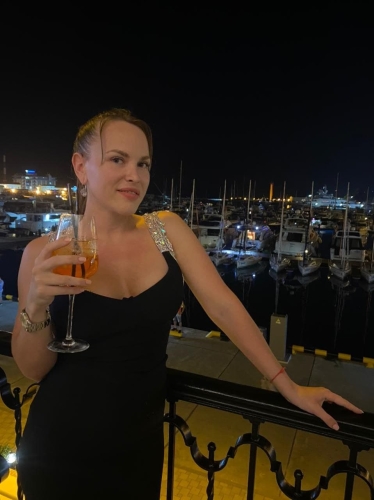 Оленька - Шлюха СПб, размер груди 4, метро Петроградская